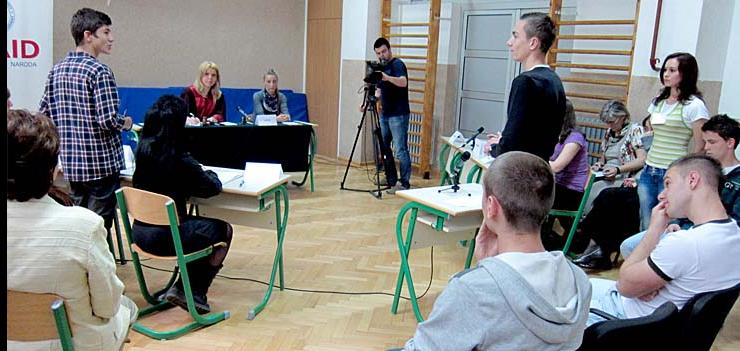 The first Mock Trial was held in Prnjavor on May 27, 2011.